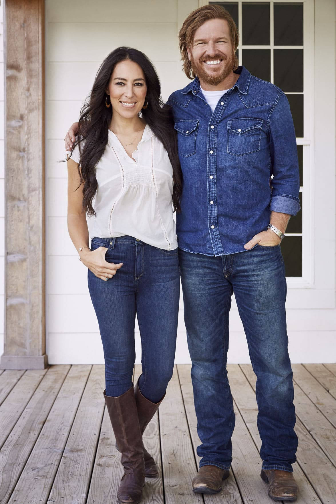 Joanna Gaines And Husband Chip Background