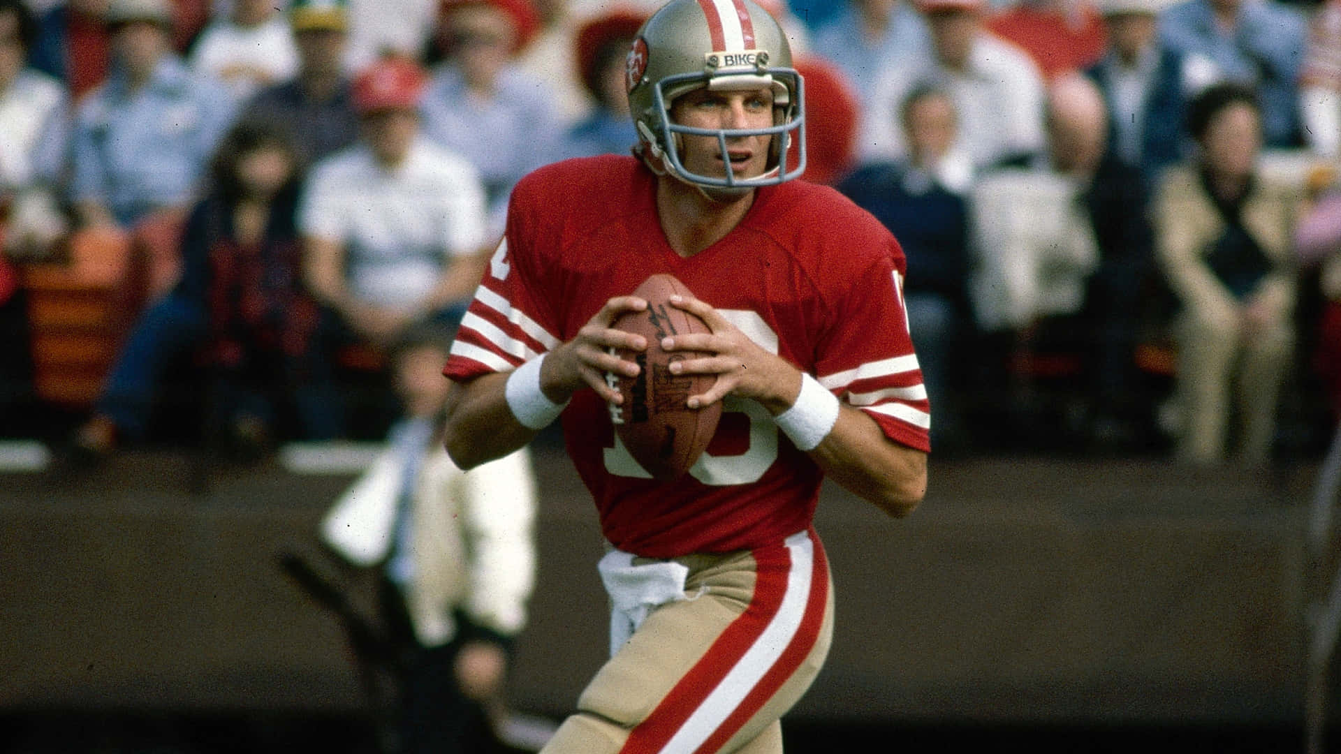 Joe Montana, Hall Of Fame Quarterback And Four-time Super Bowl Champion Background