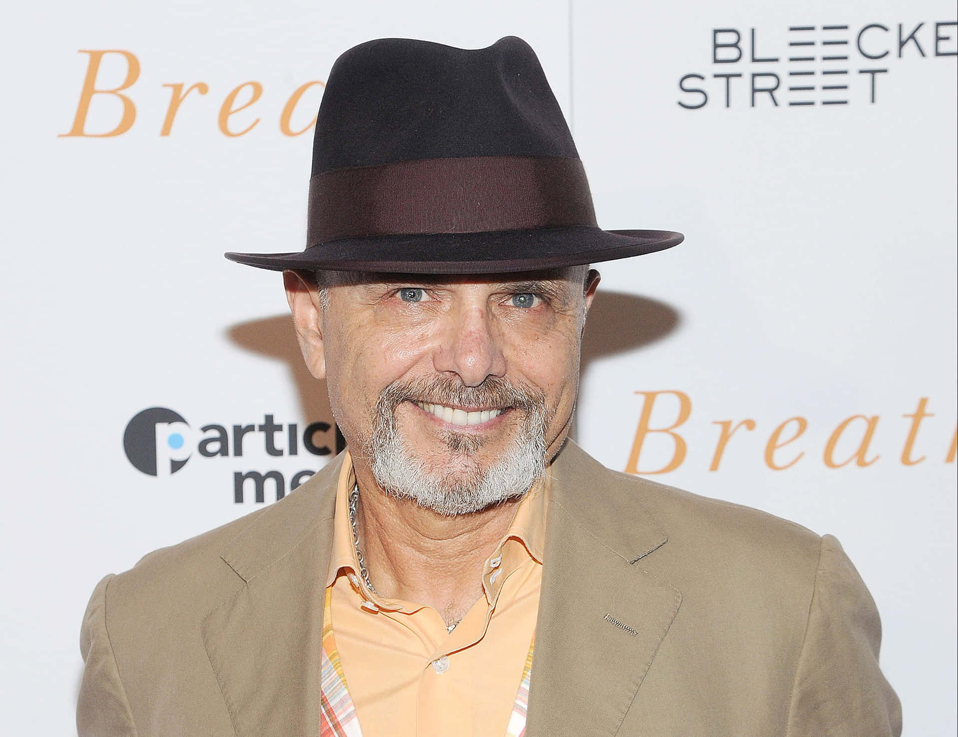 Joe Pantoliano 2101 X 1616 Background