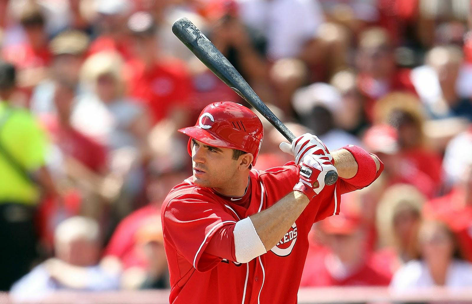 Joey Votto Preparing To Swing Background