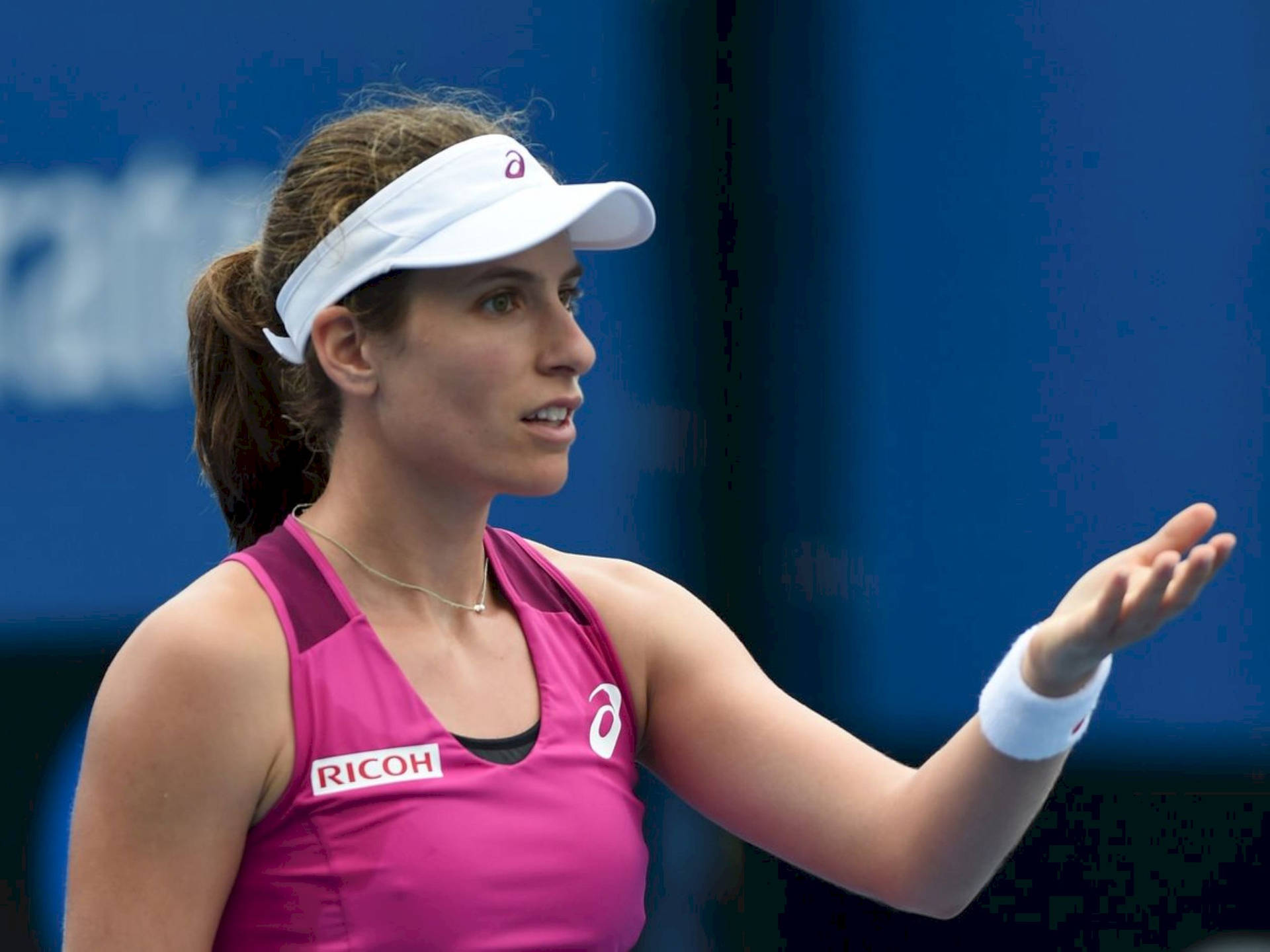 Johanna Konta In Dynamic Tennis Action