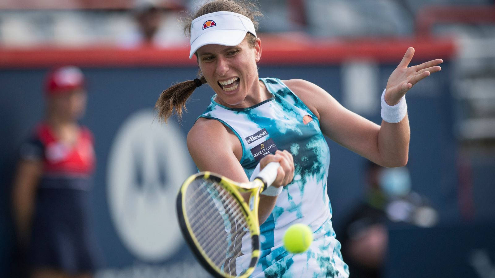 Johanna Konta In Powerful Action During A Match