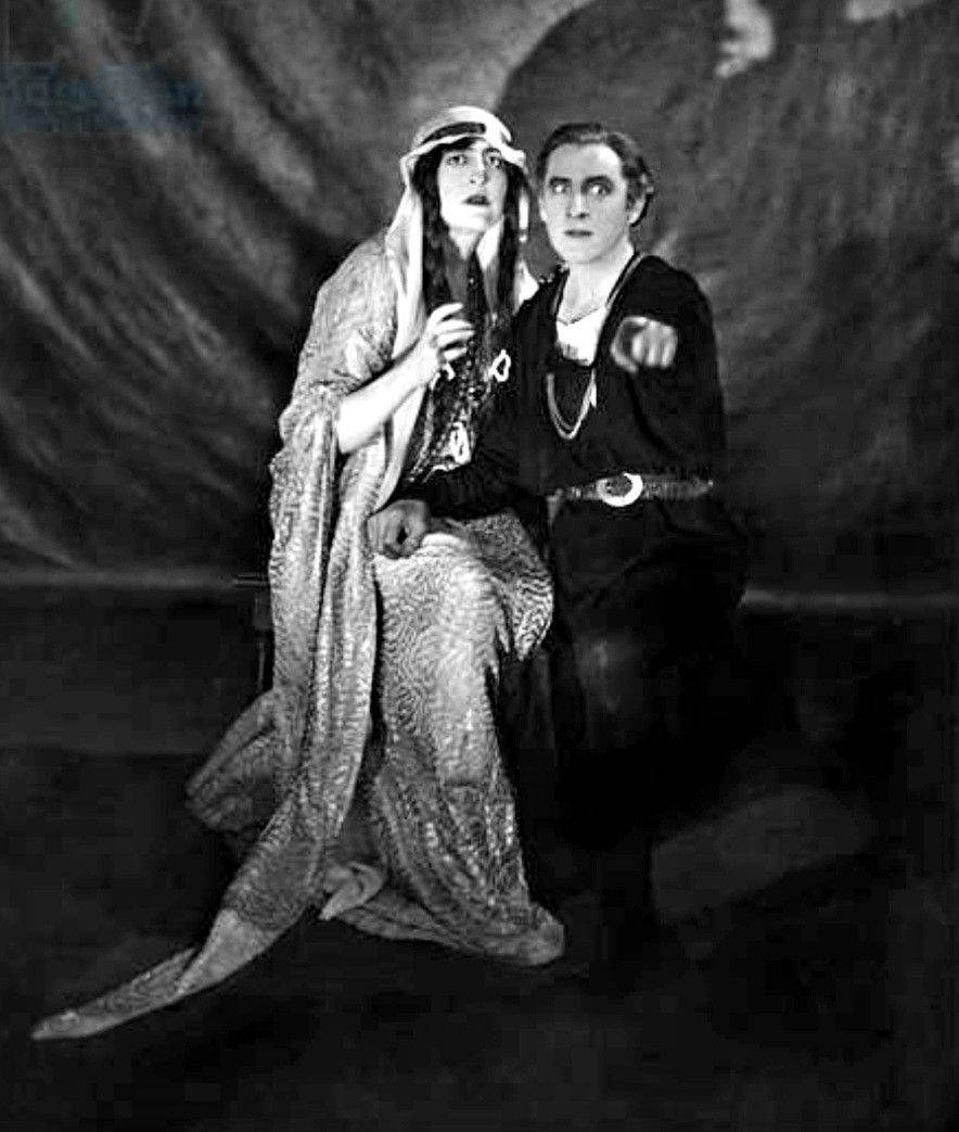 John Barrymore Hamlet Lover Ophelia Background