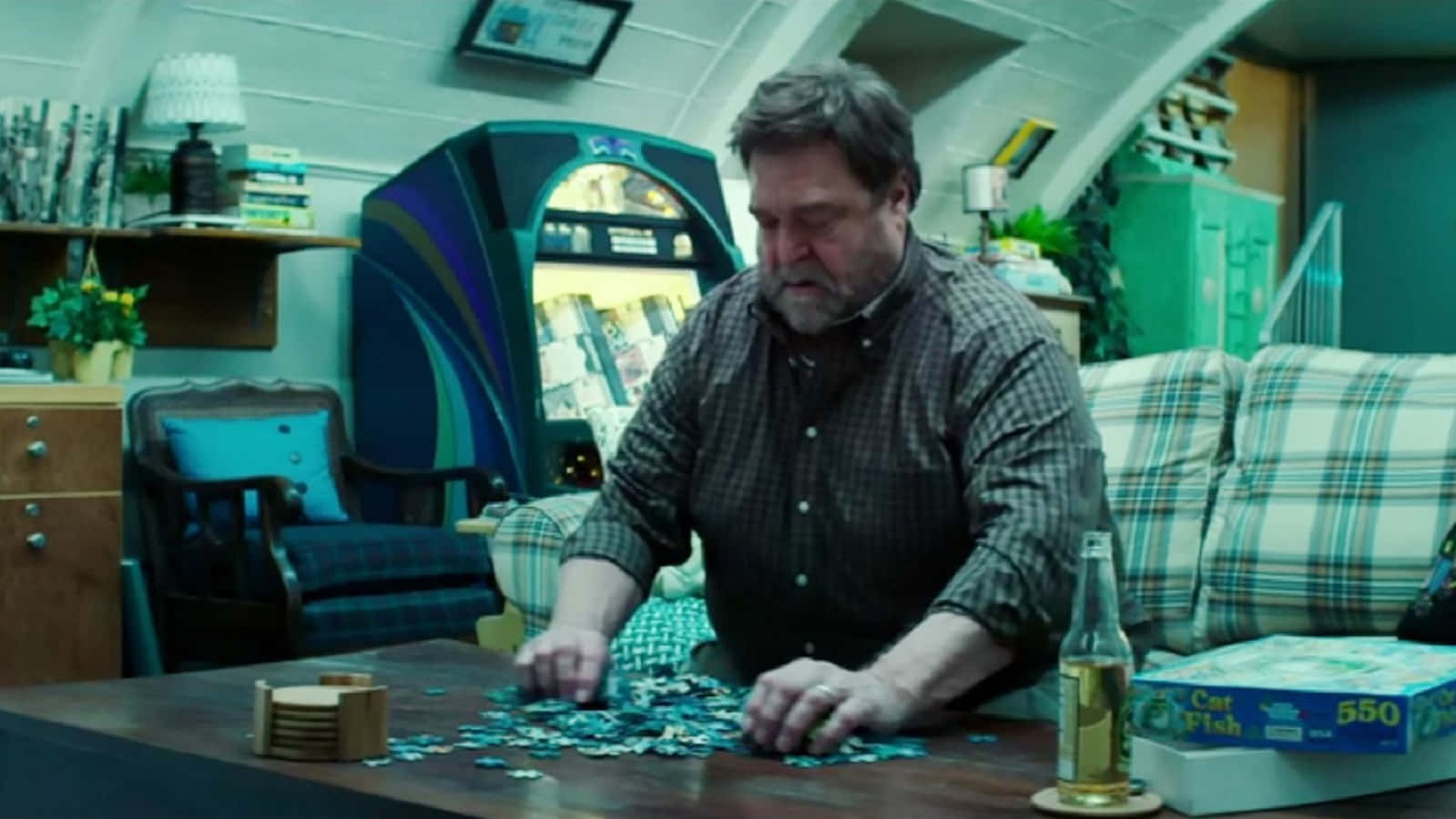 John Goodman Smiling In A Casual Look Background