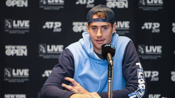 John Isner During A Press Conference Background