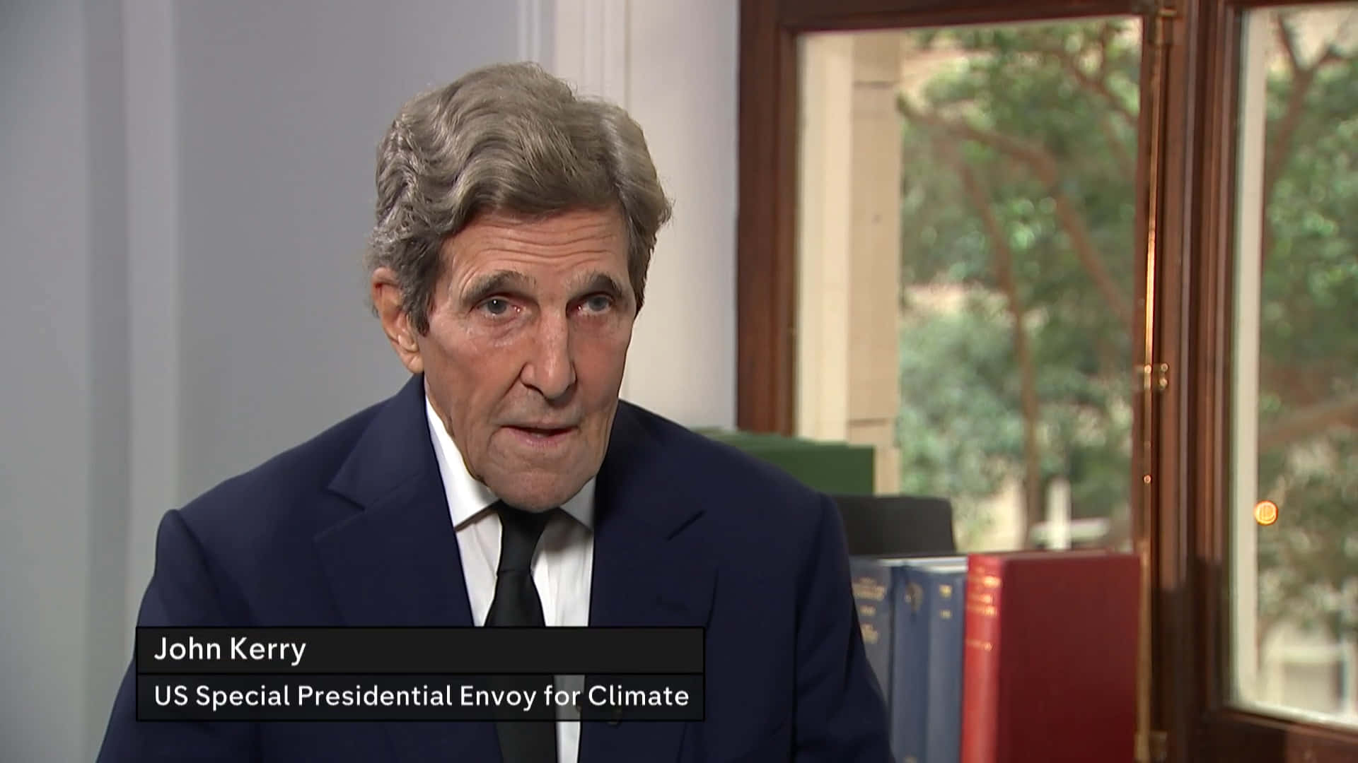 John Kerry Talks About Queen Elizabeth Ii Background