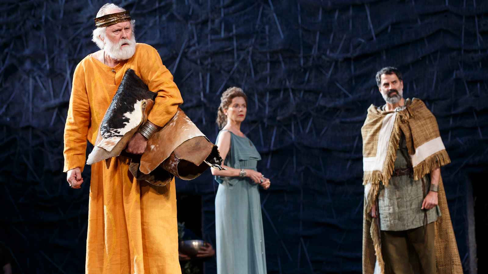 John Lithgow Attends An Outdoor Gala Background