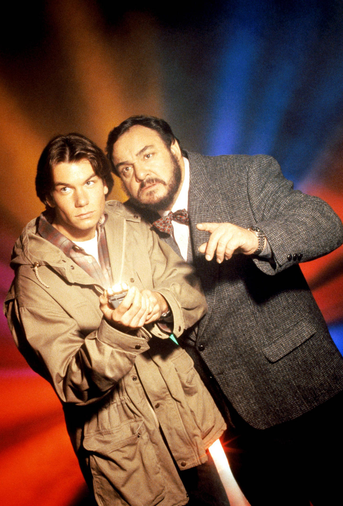 John Rhys Davies And Jerry O'connell Background