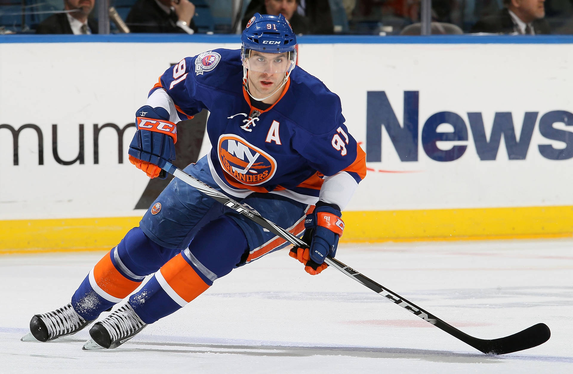 John Tavares Sliding New York Islanders Background