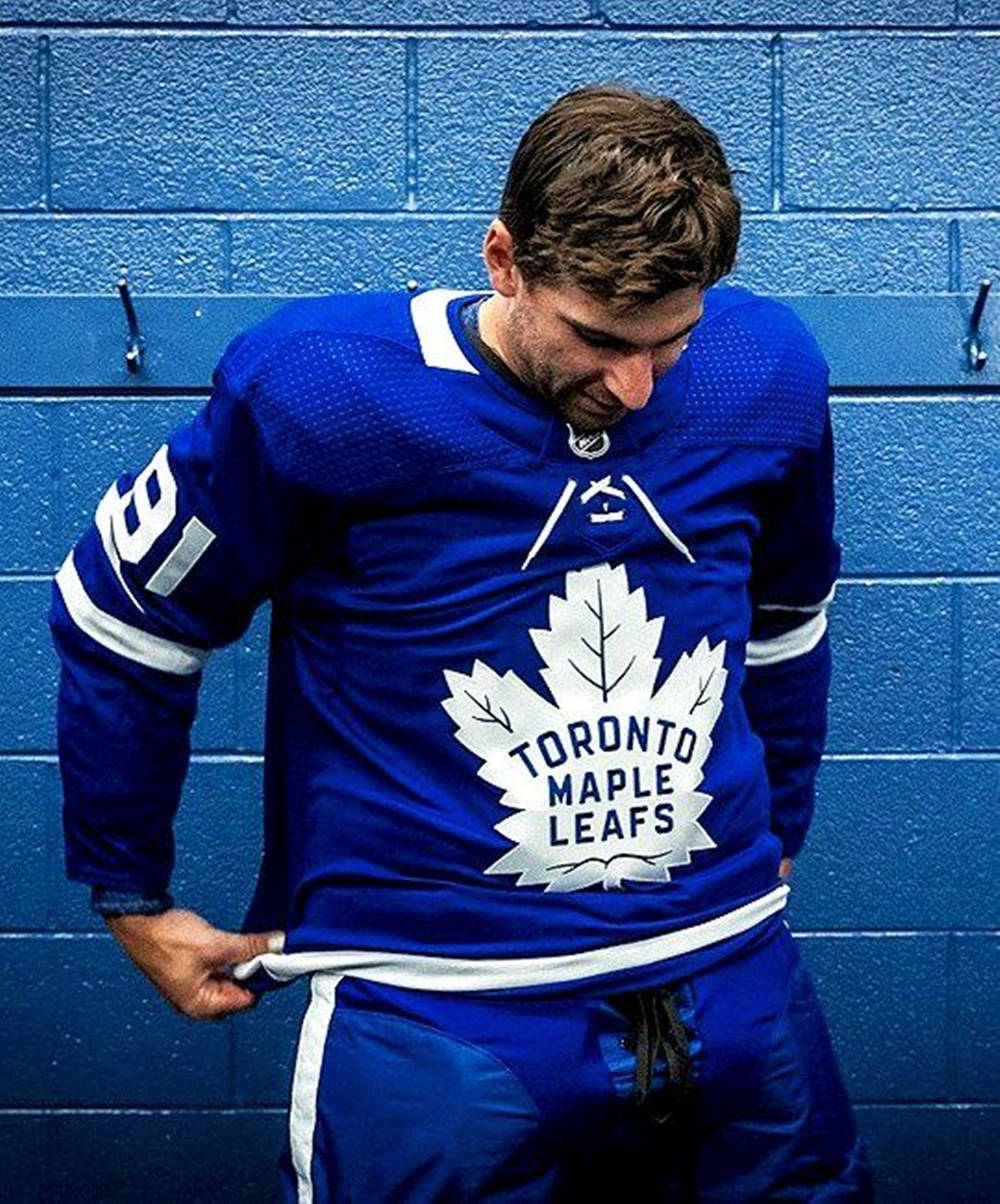 John Tavares Toronto Maple Leafs Jersey Background