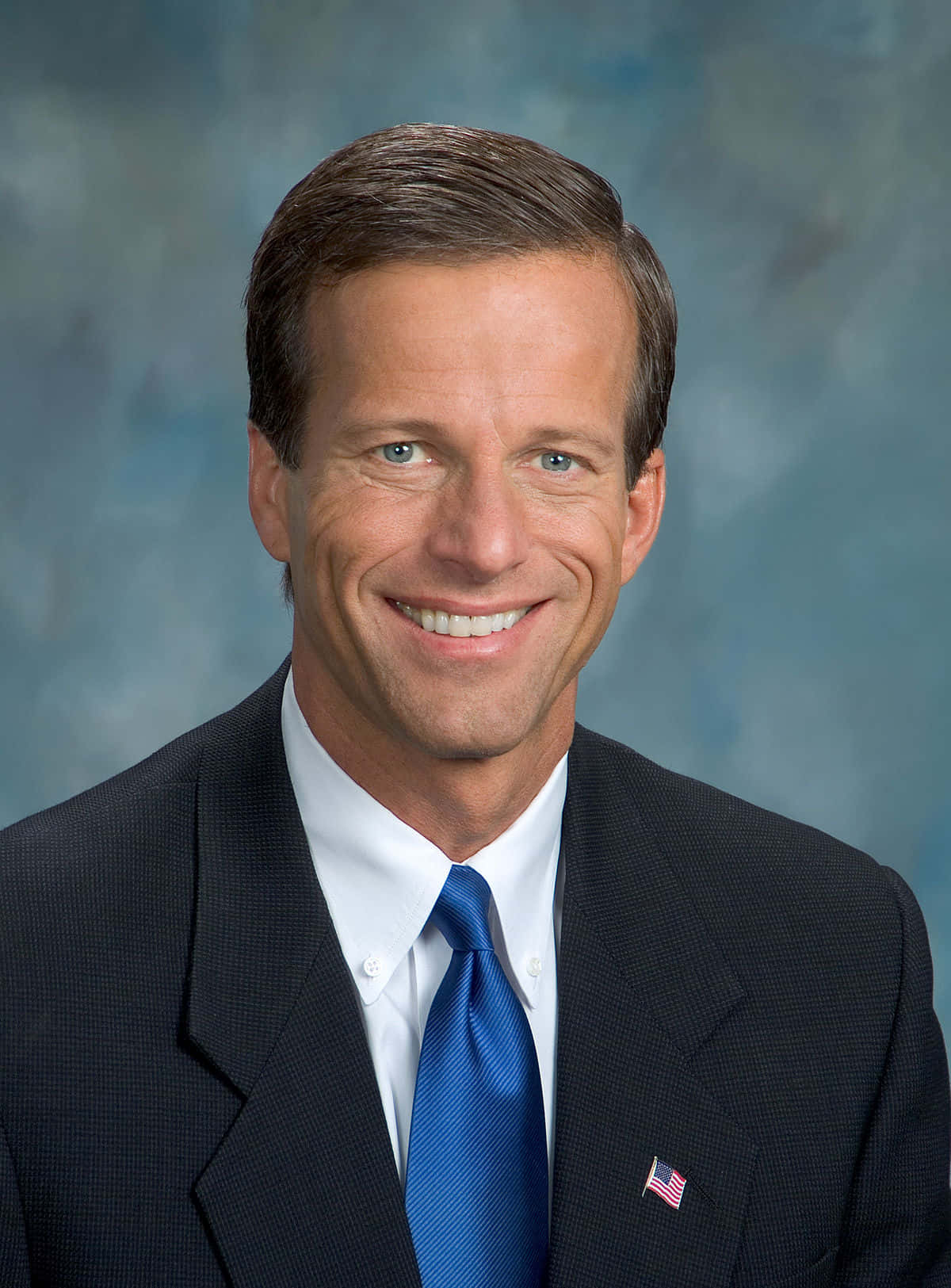 John Thune Smiling With Teeth Background