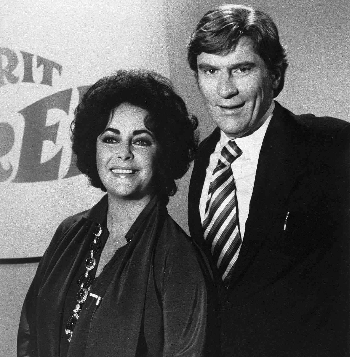 John Warner And Elizabeth Taylor Monochrome Square Background