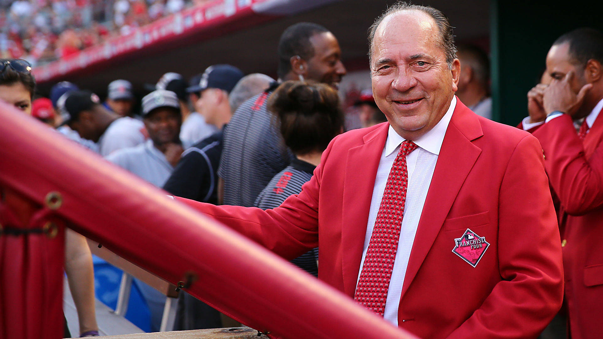 Johnny Bench In Red Suit Background