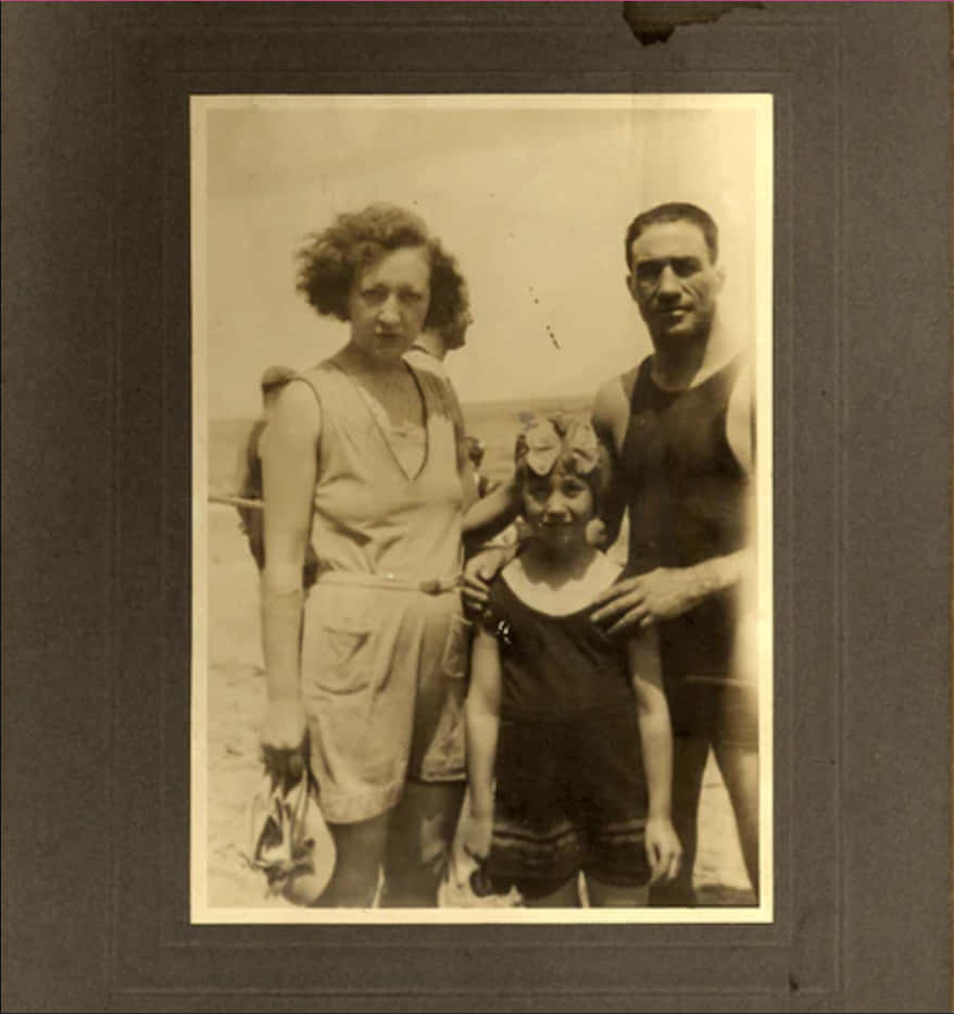 Johnny Dundee's Family At The Beach Background