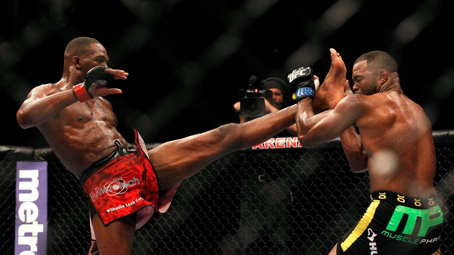 Jon Jones High Kick Fight Background