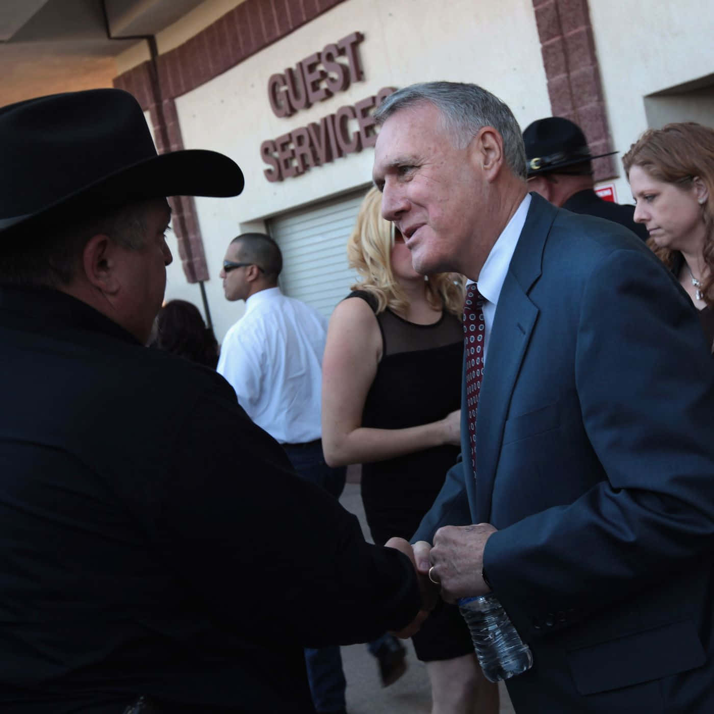 Jon Kyl With Arizonans Background