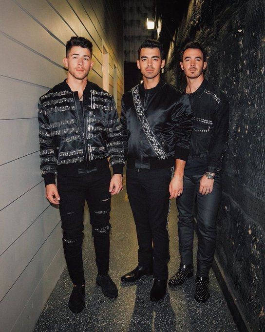 Jonas Brothers In All-black Background