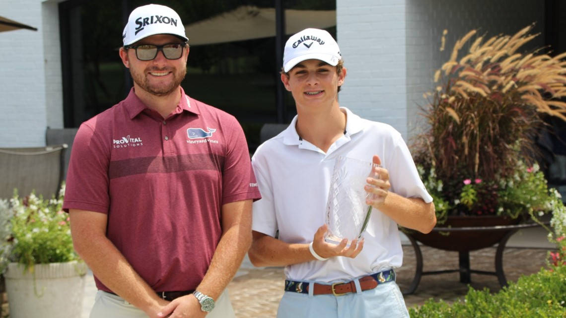 Jonathan Byrd With Young Golfer Background