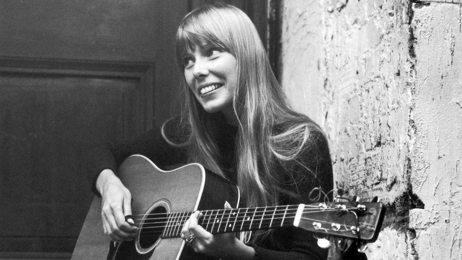 Joni Mitchell Playing Guitar Background