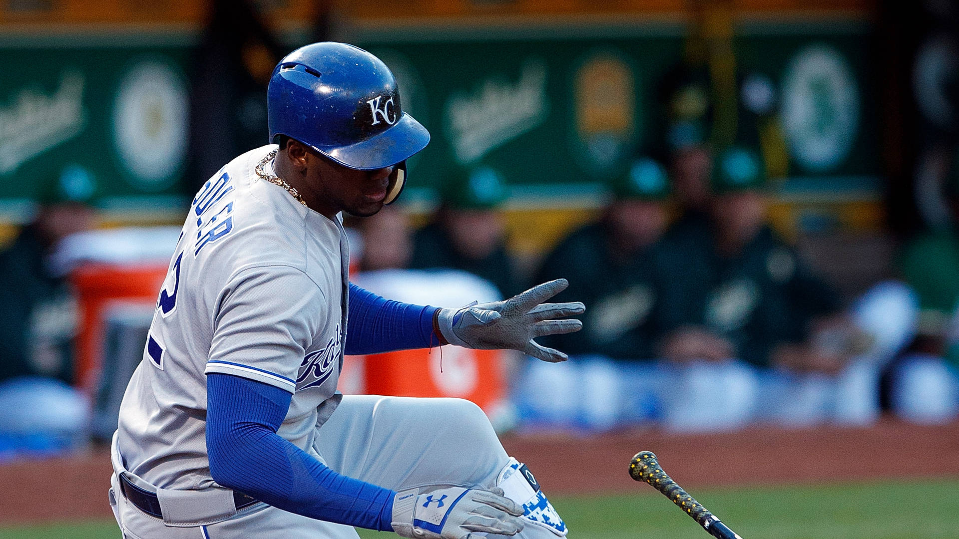 Jorge Soler Drops Bat To Run