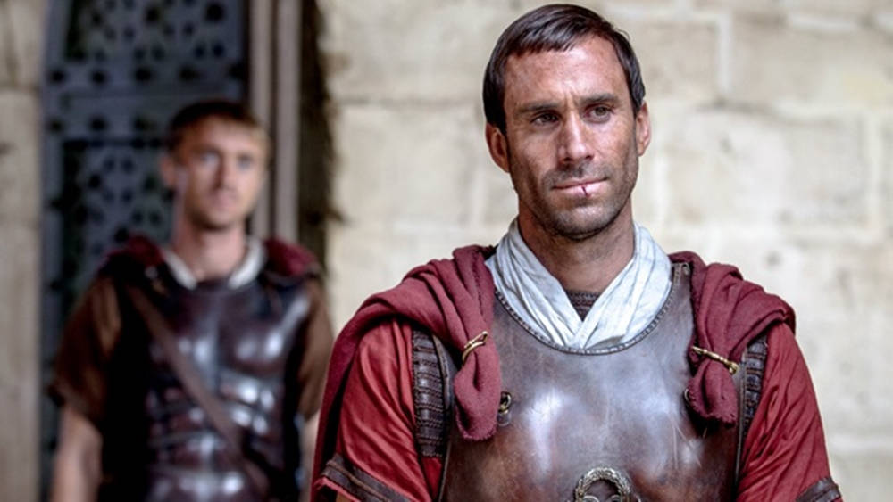 Joseph Fiennes As Clavius Background