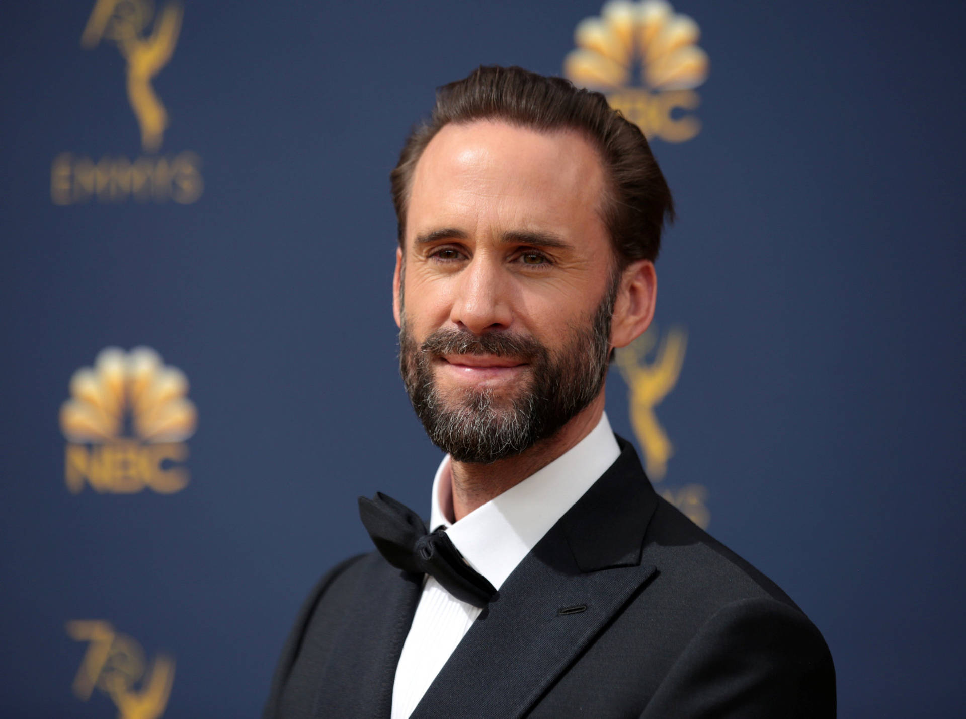 Joseph Fiennes At The Emmy's Background