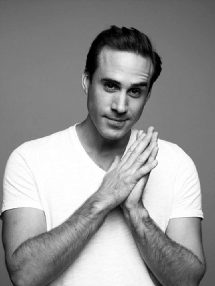 Joseph Fiennes For Calvin Klein Background