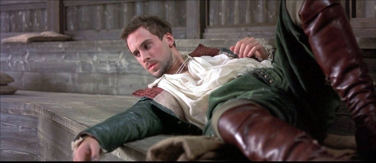 Joseph Fiennes In Shakespeare In Love Background