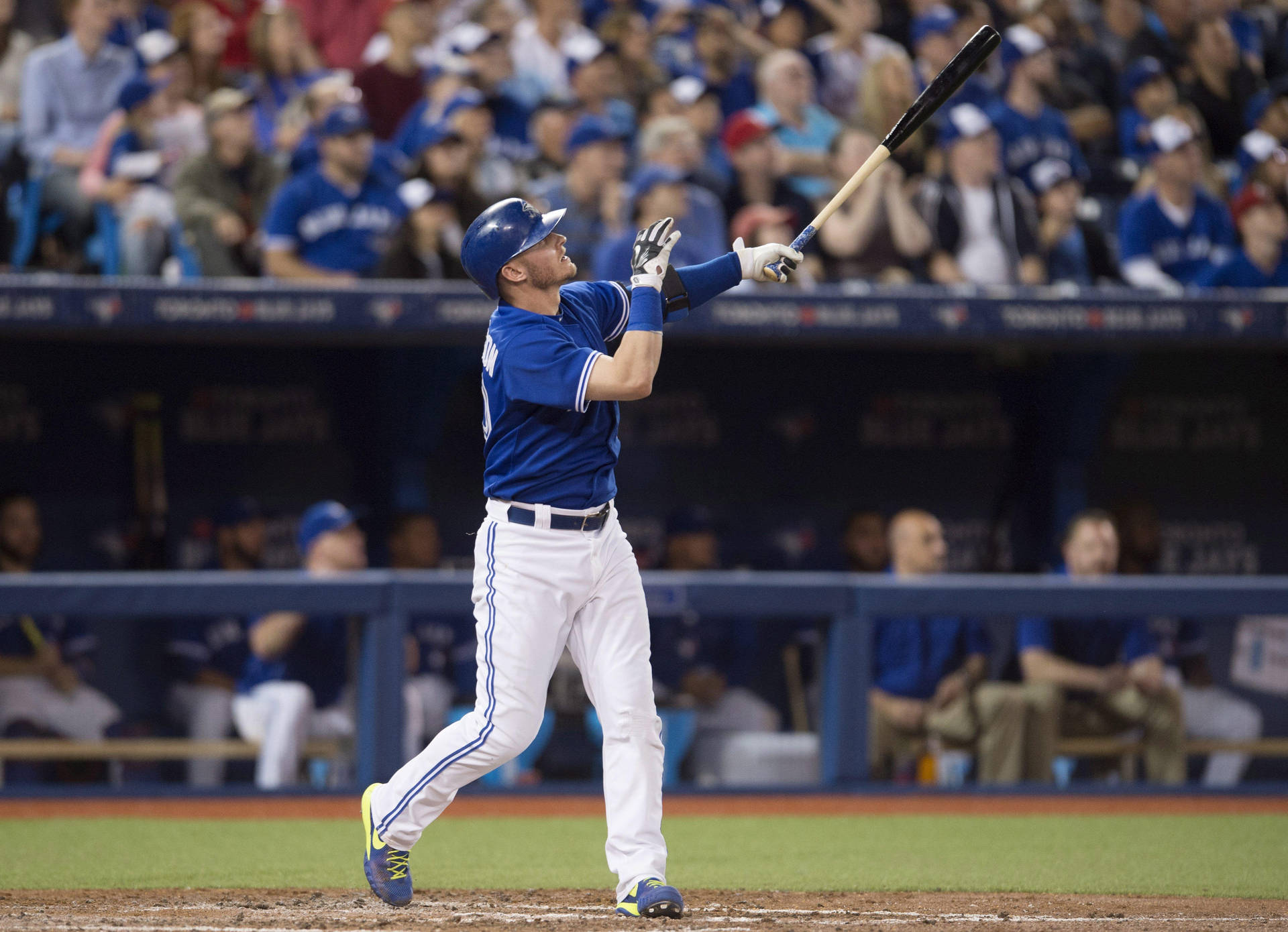 Josh Donaldson Pointing A Bat Background