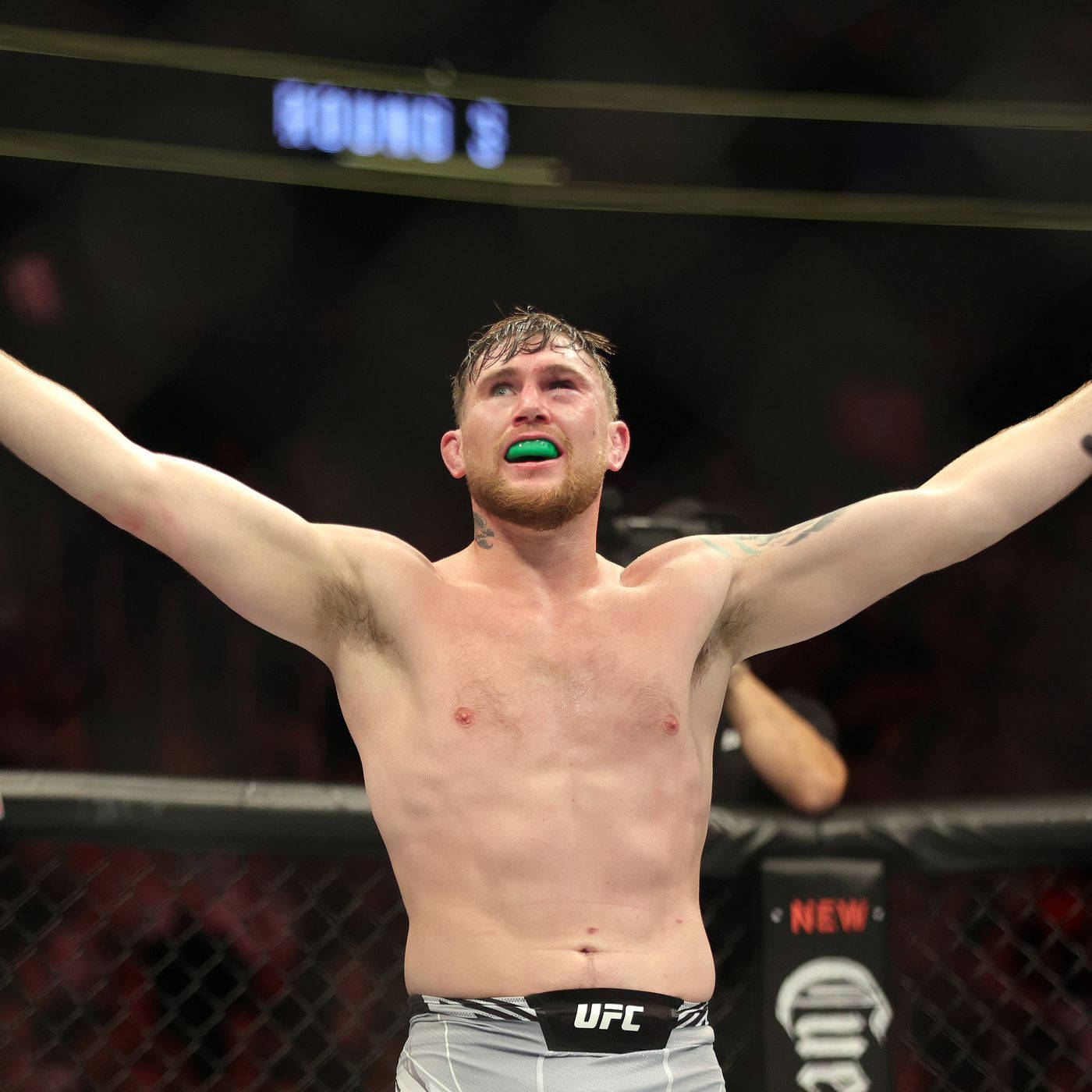 Joyful Darren Till