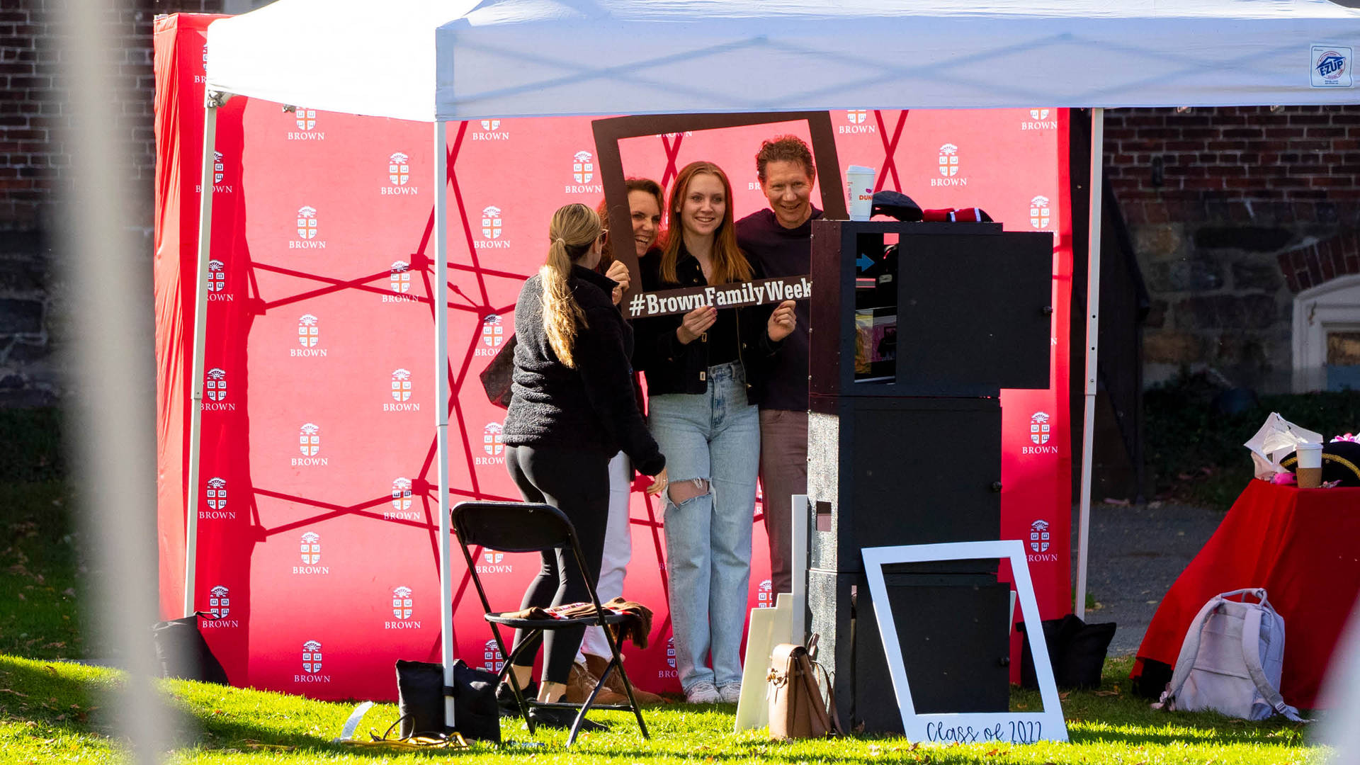 Joyous Student Family Weekend At Brown University Background