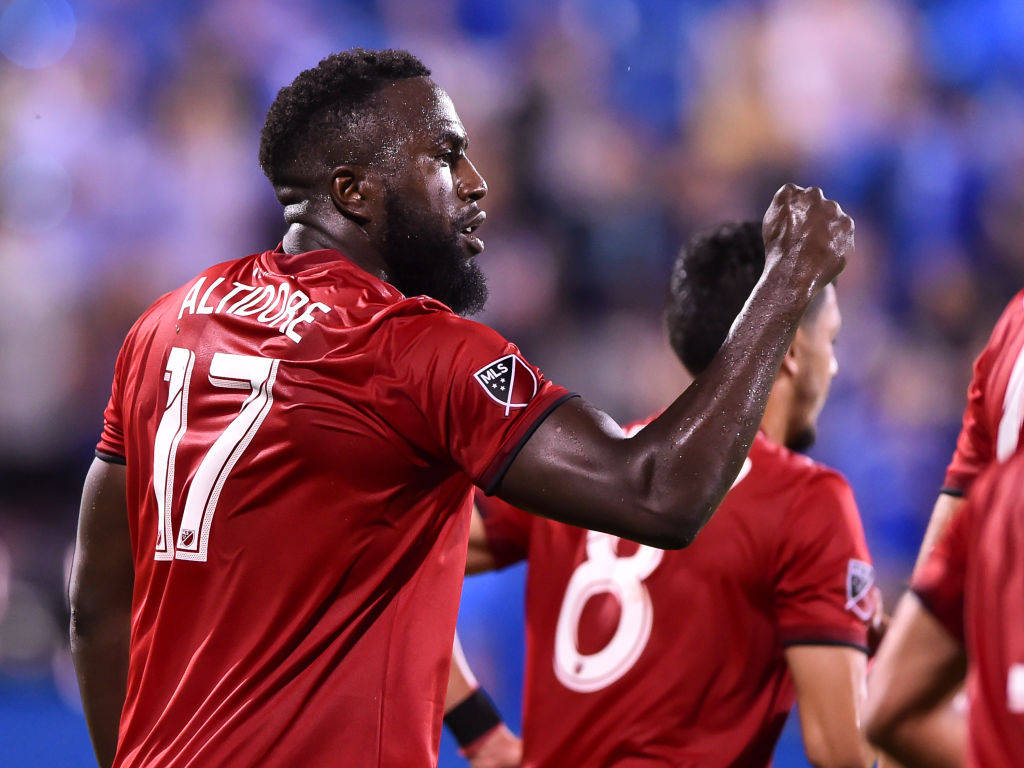 Jozy Altidore Celebrating A Goal With A Fist Pump