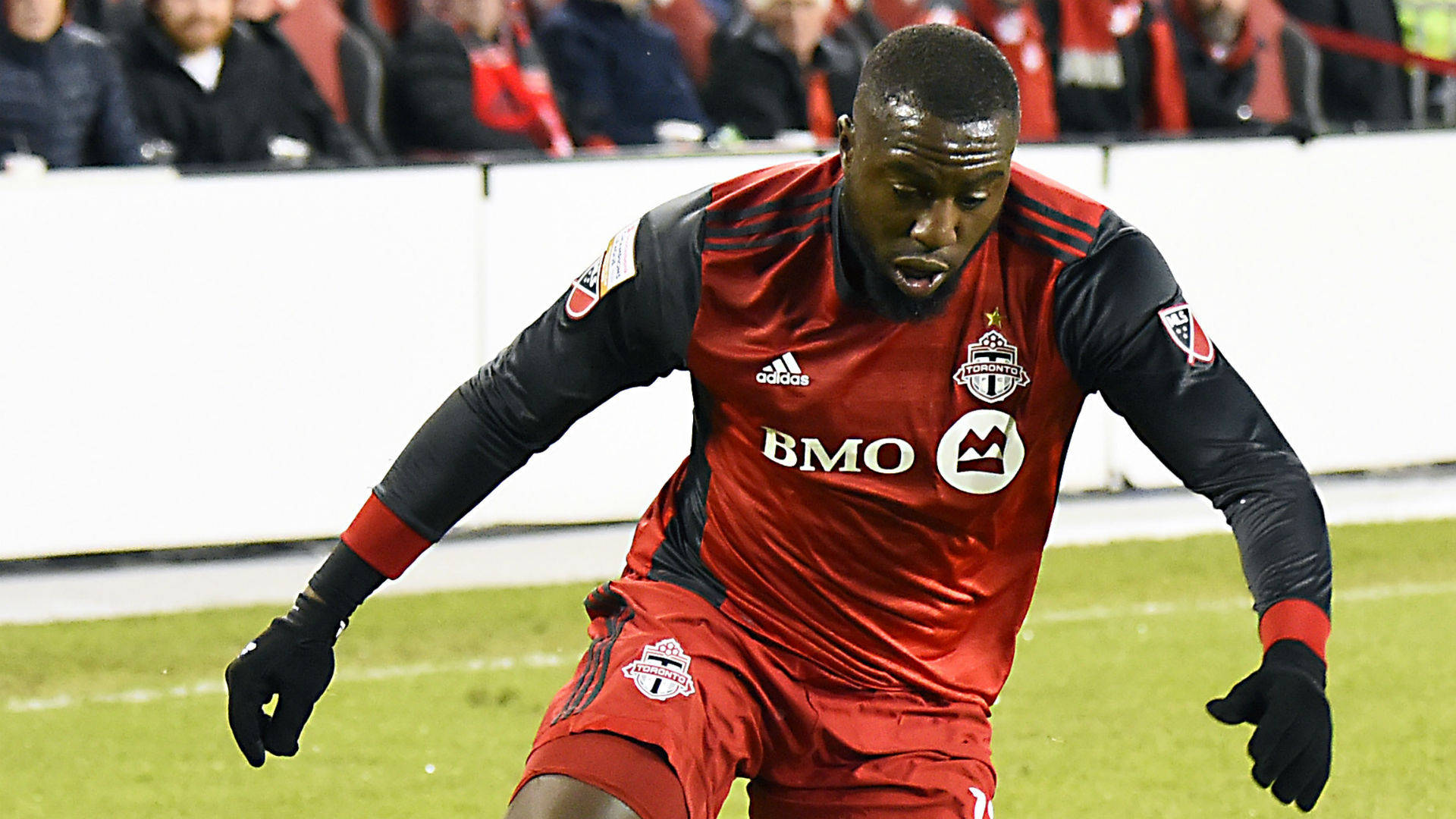 Jozy Altidore In Action For Toronto Fc Background