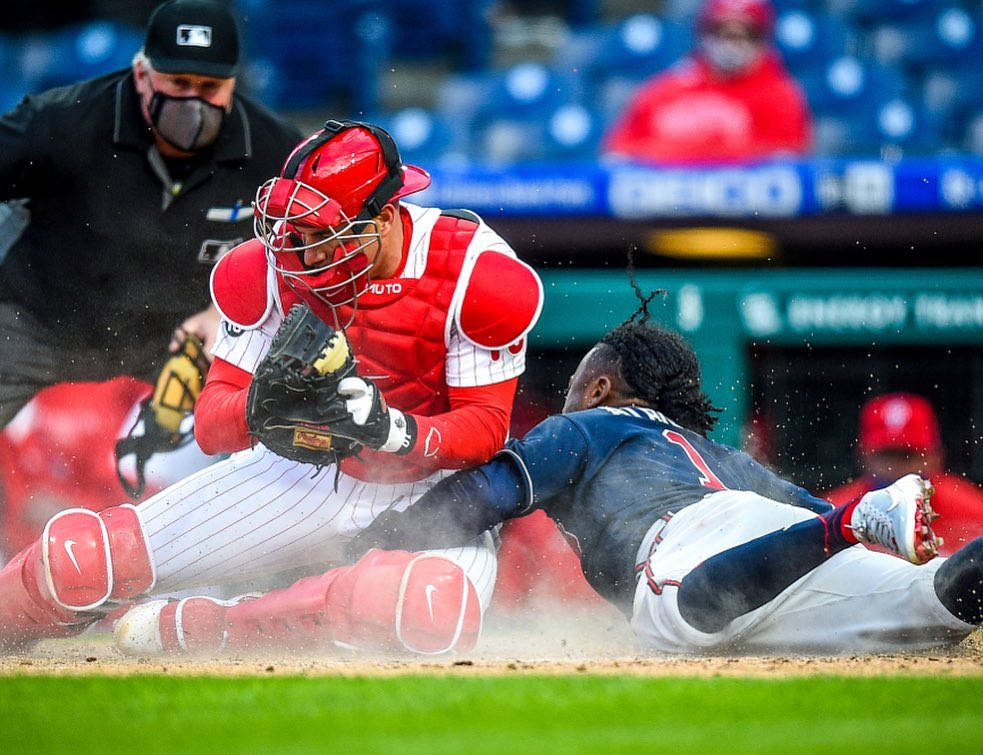 Jt Realmuto Blocking The Plate Background