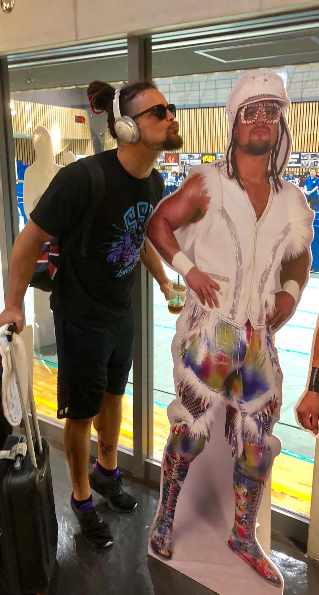Juice Robinson Kiss Standee Background