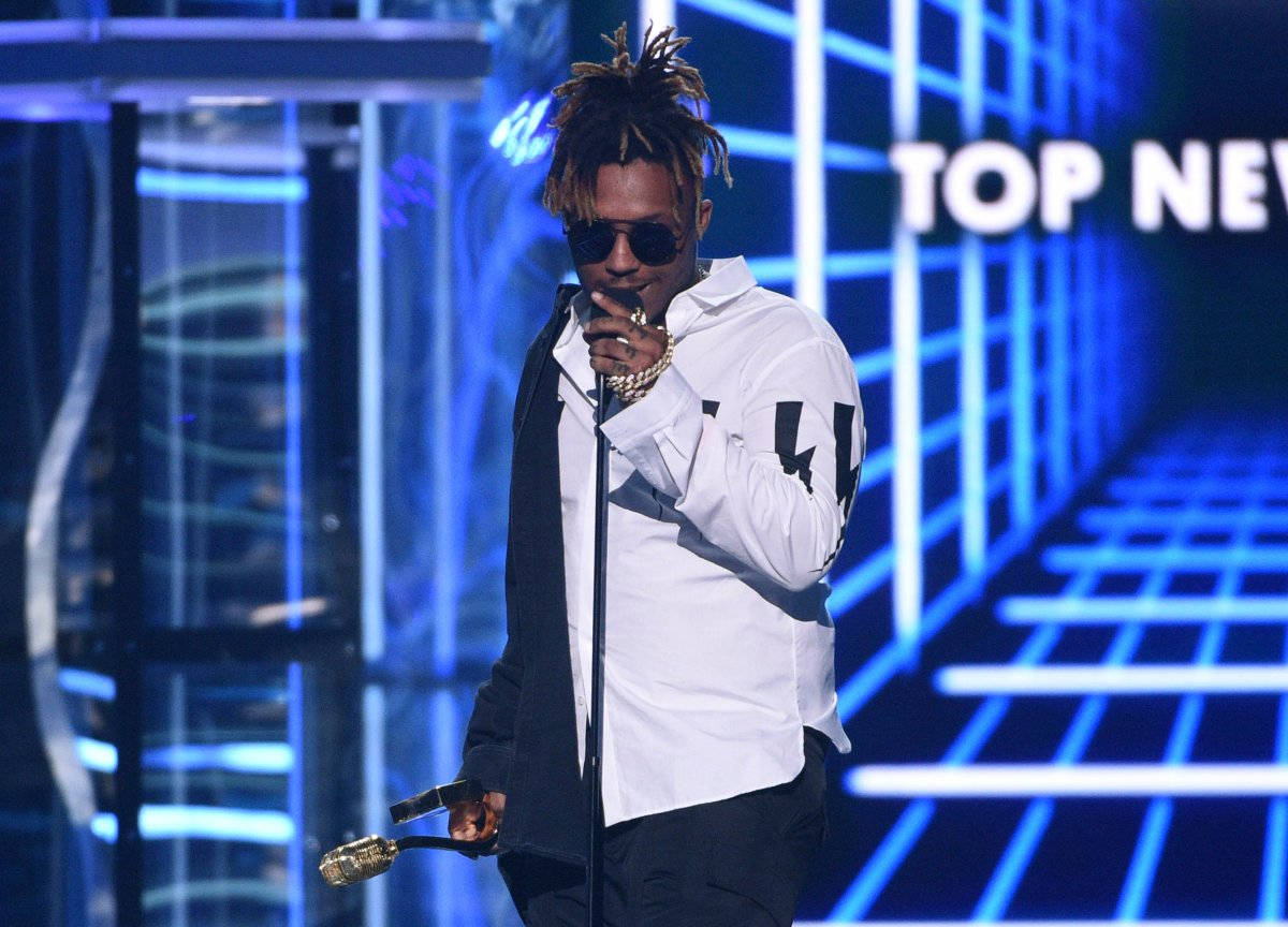 Juice Wrld Award Show Performance Background