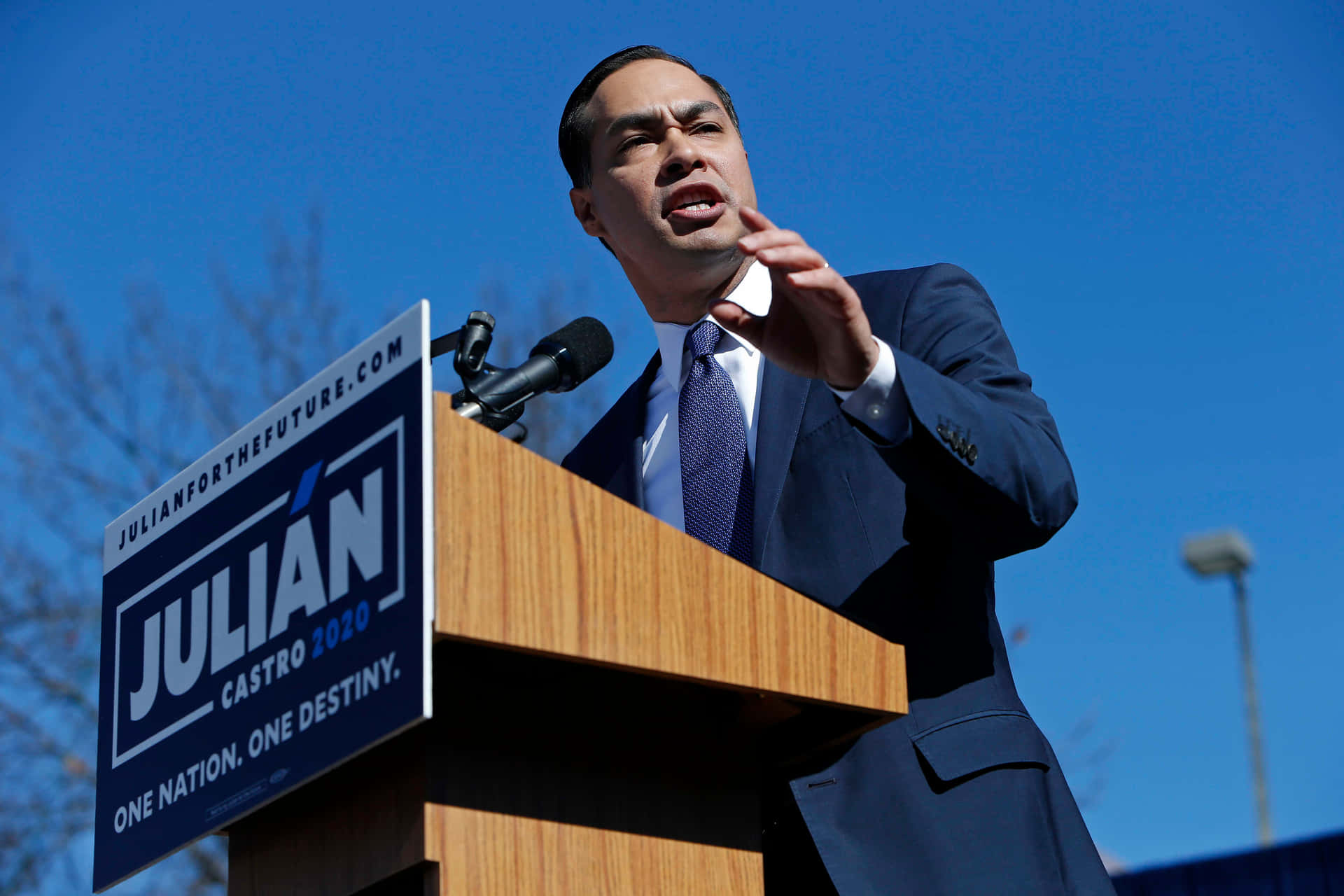 Julian Castro 2020 Presidential Stint Background