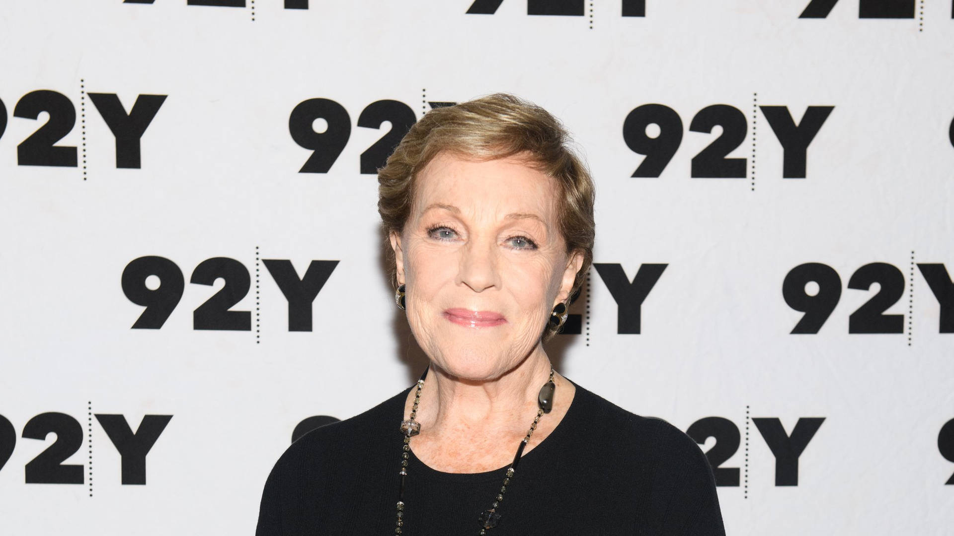 Julie Andrews American Actress Background