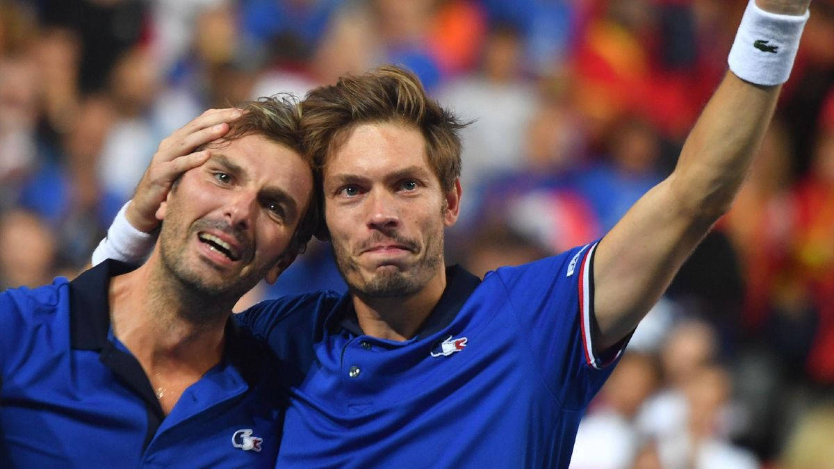 Julien Benneteau With Nicolas Mahut Background