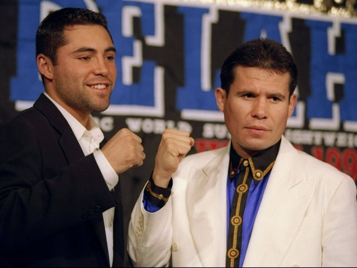 Julio Cesar Chavez With Oscar De La Hoya Background