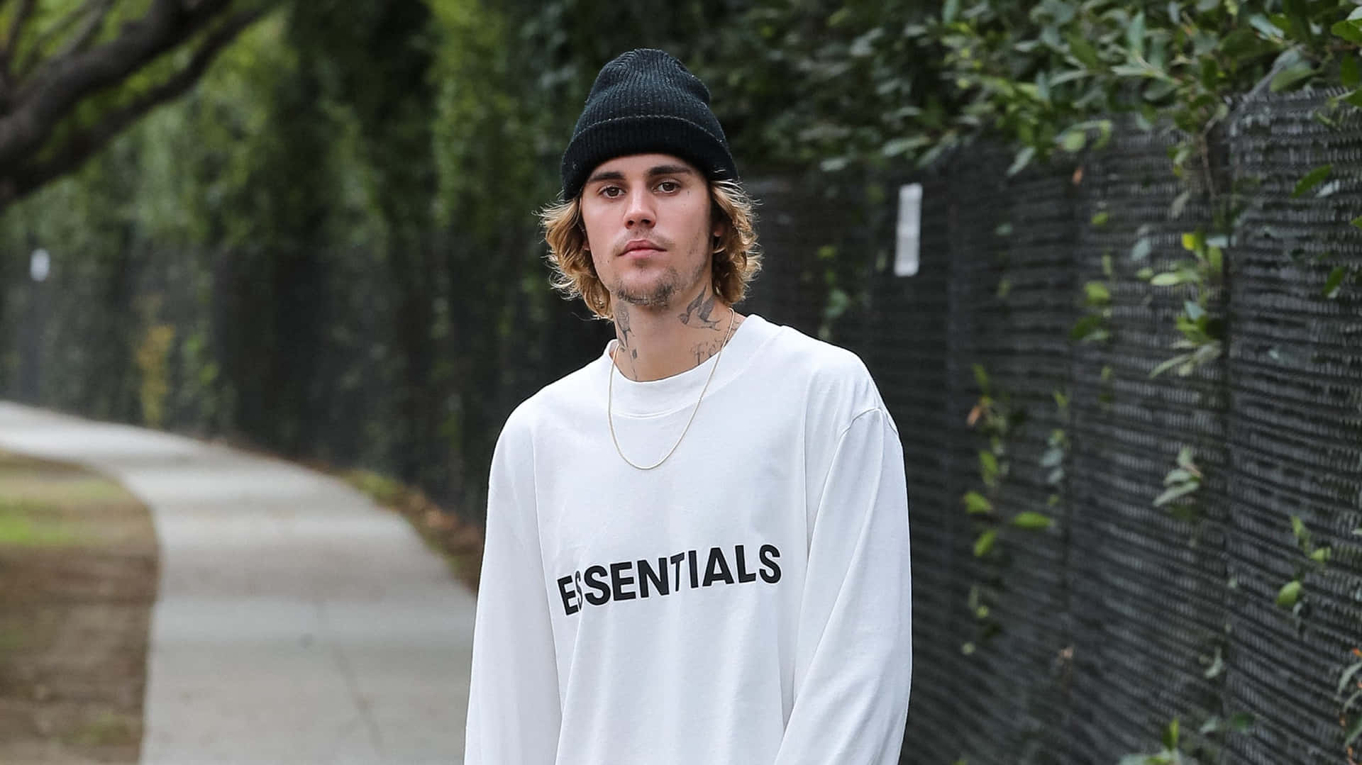 Justin Bieber Essentials Tee Background