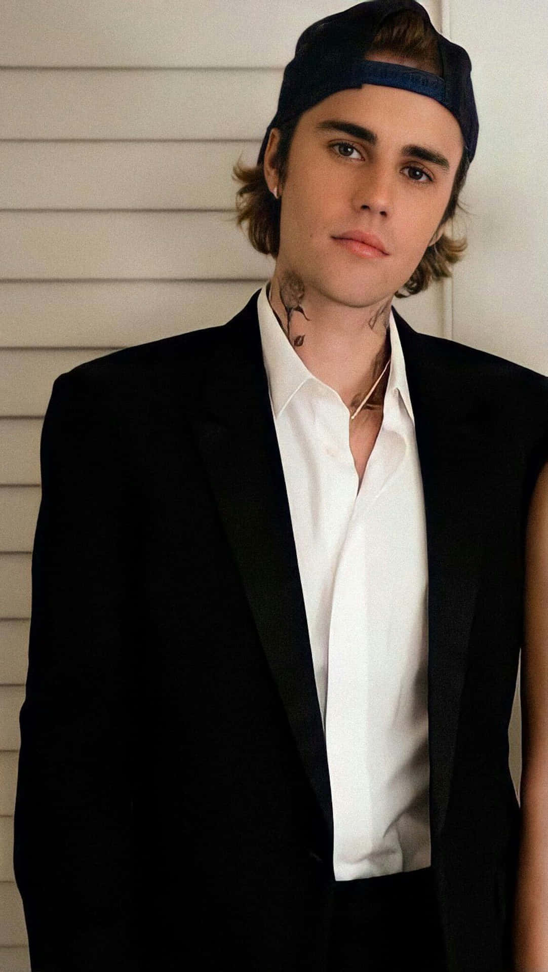 Justin Bieber Rocks 2021 In Style. Background