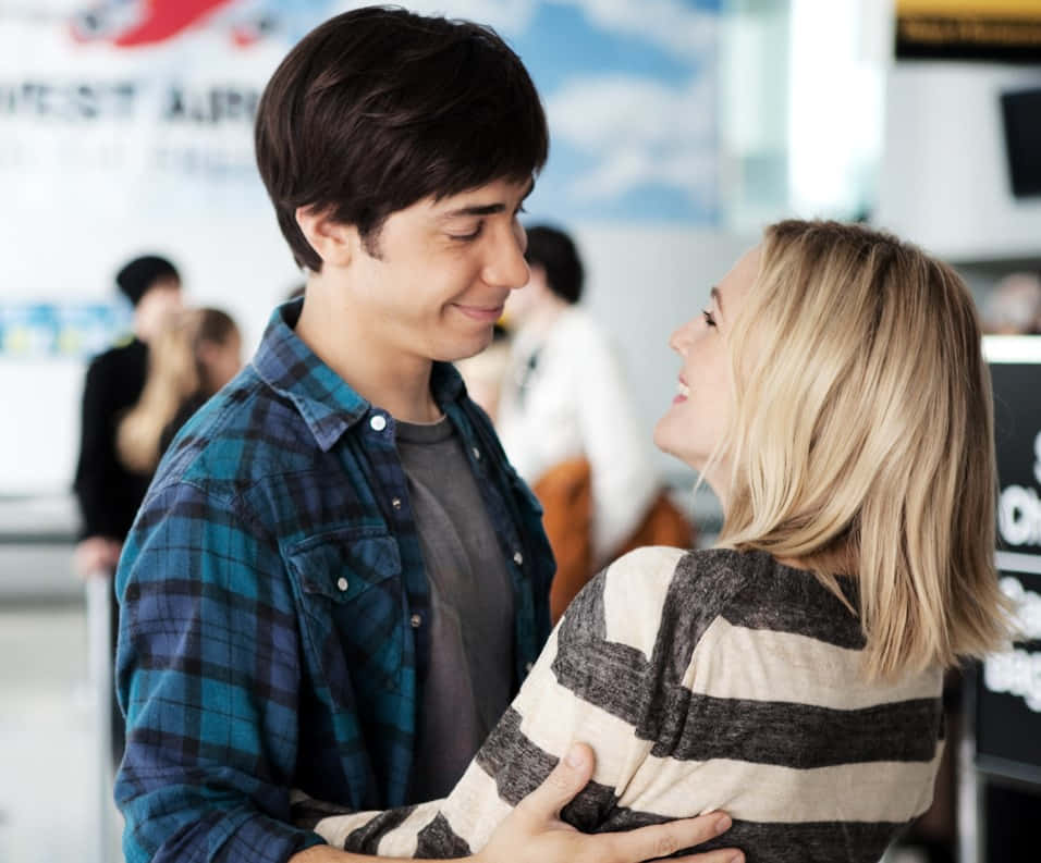 Justin Long Posing For A Photoshoot