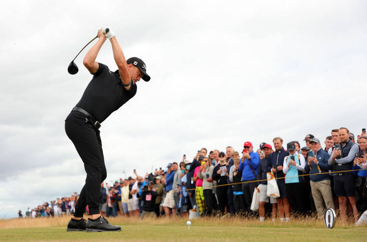 Justin Thomas Playing Golf