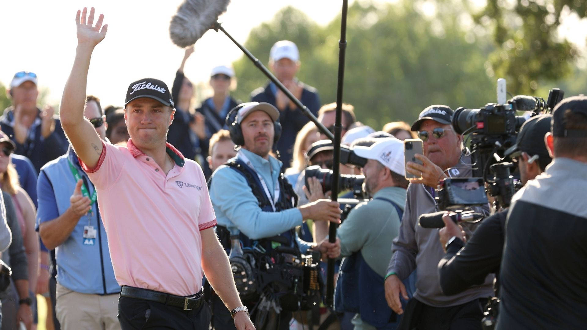 Justin Thomas Waving