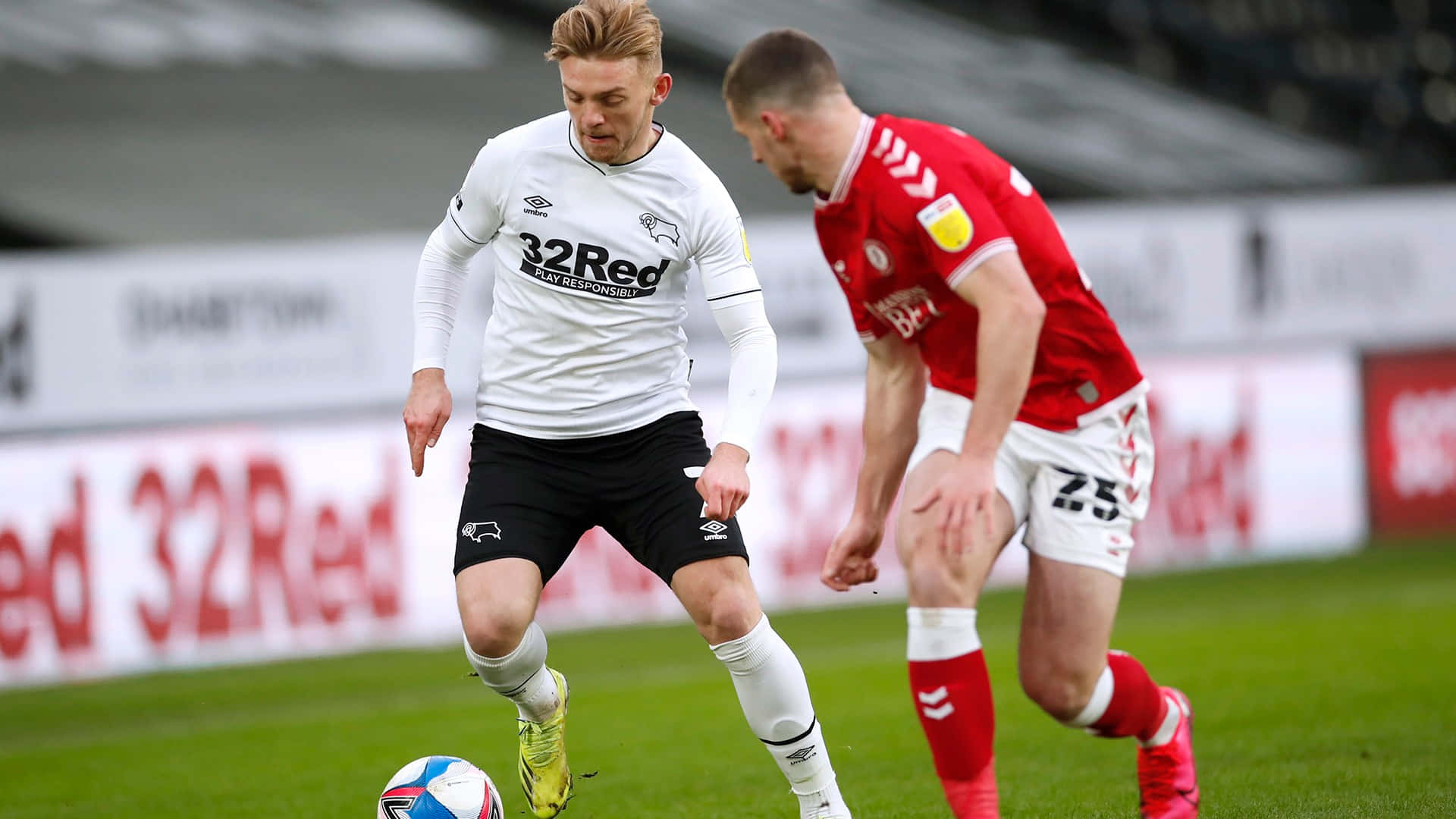 Kamil Jozwiak Derby County Vs Nottingham Forest Background