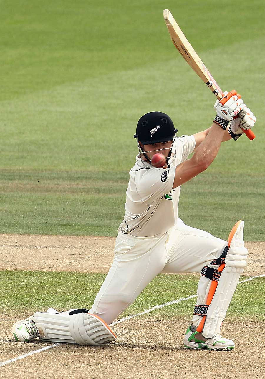 Kane Williamson Striking Cricket Stance Background