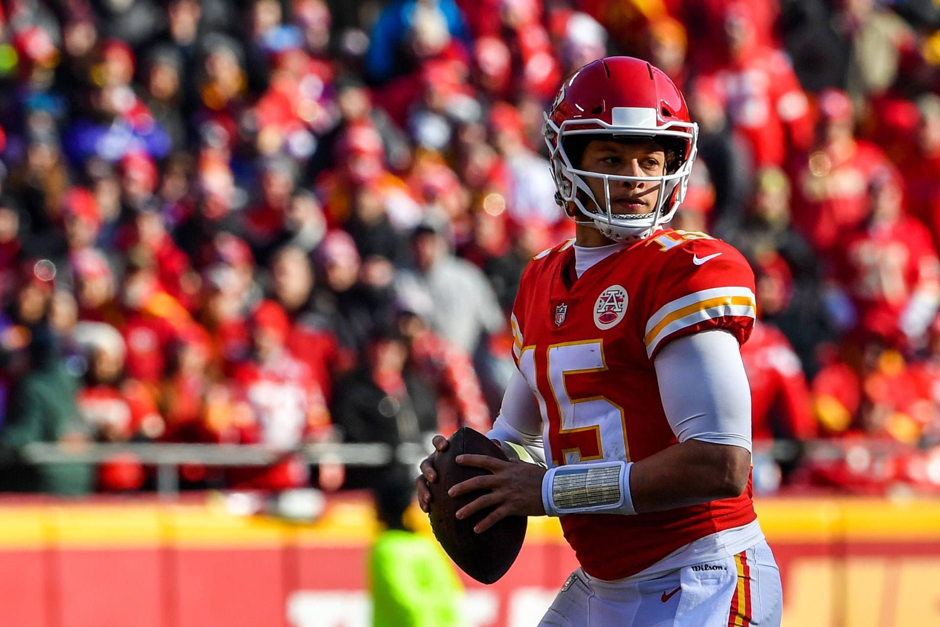 Kansas City Chiefs' Qb Patrick Mahomes Ready To Take On Challenges Background