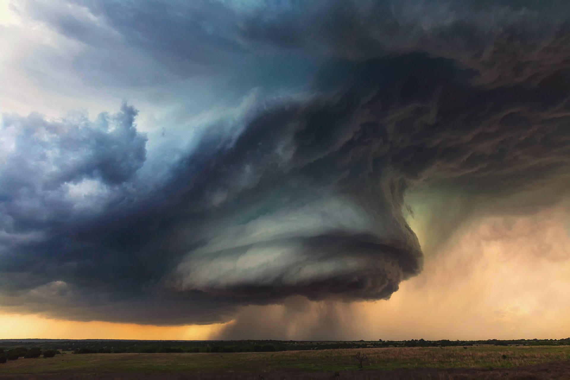 Kansas Wedge Tornado Background