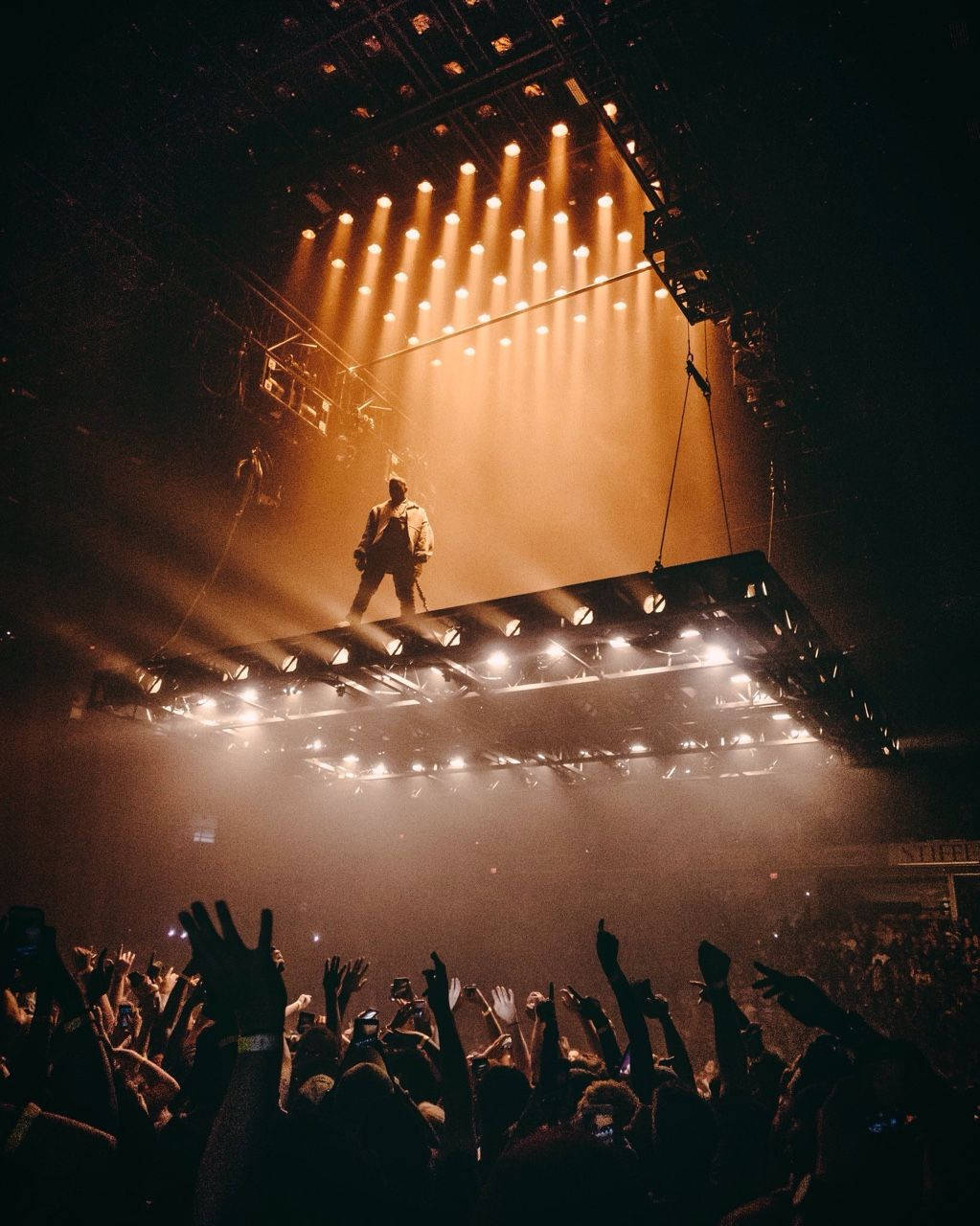 Kanye West Saint Pablo Glowing Look Background